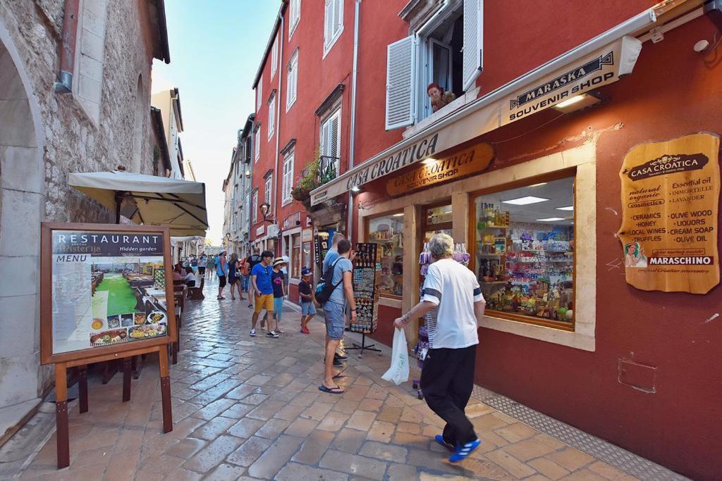 4 Corner The Center Of The Old Town Apartment Zadar Exterior foto